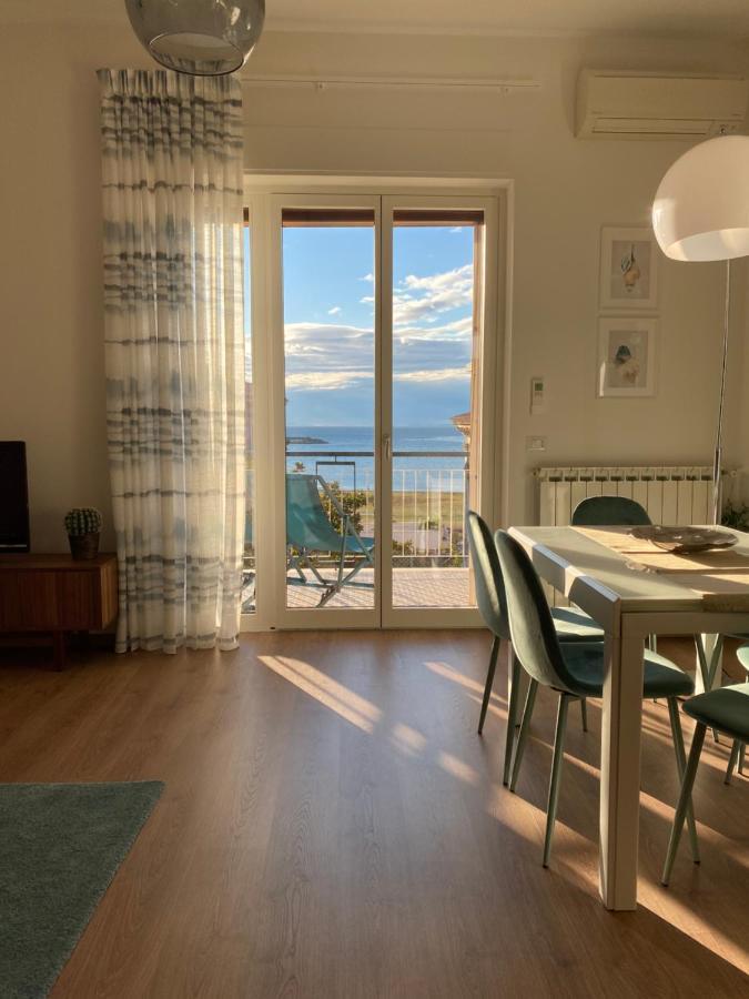 Aquamarine Apartment Кастеламаре ди Стабия Екстериор снимка