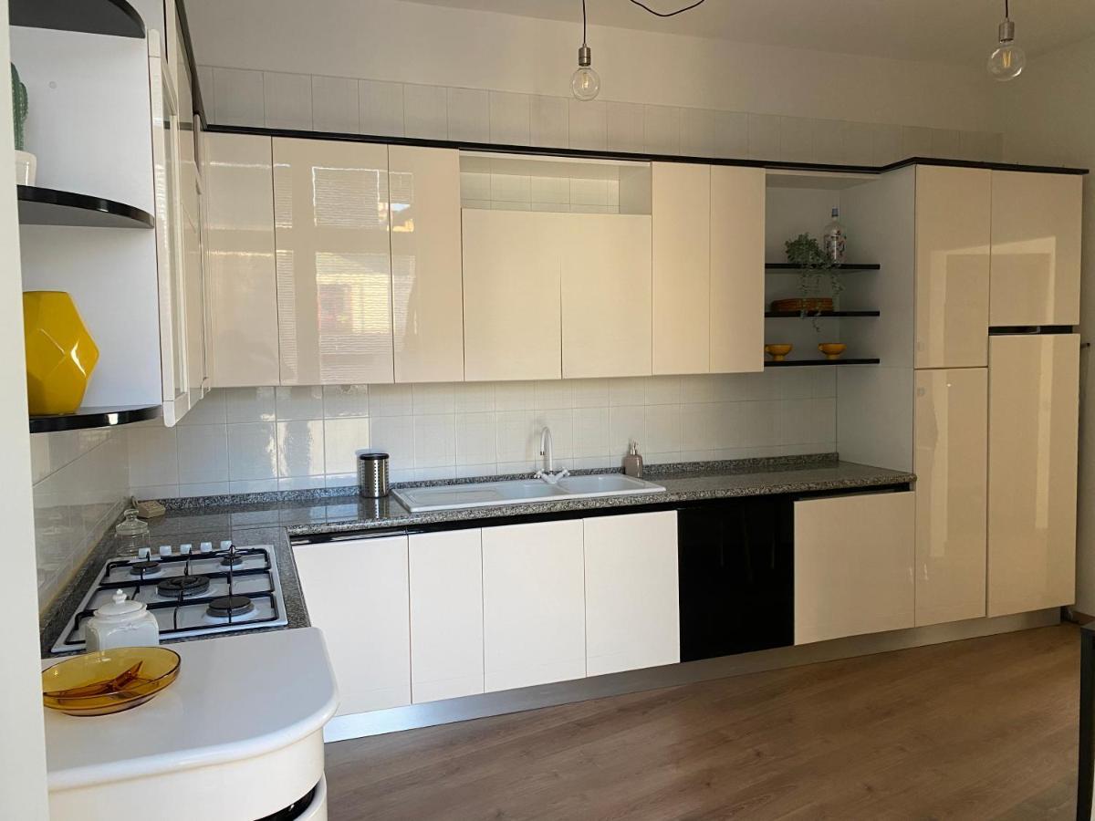 Aquamarine Apartment Кастеламаре ди Стабия Екстериор снимка