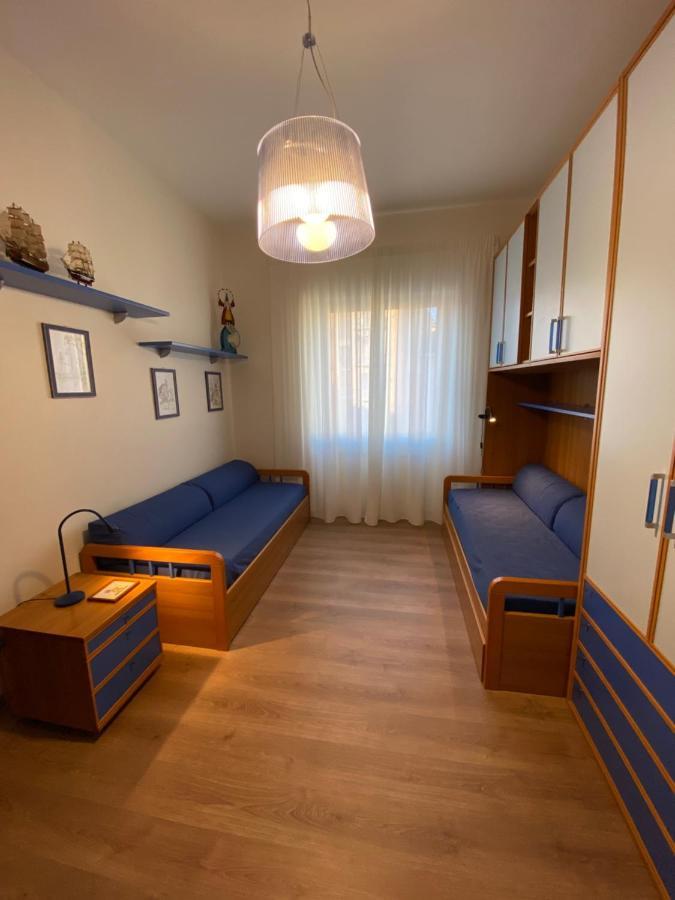 Aquamarine Apartment Кастеламаре ди Стабия Екстериор снимка
