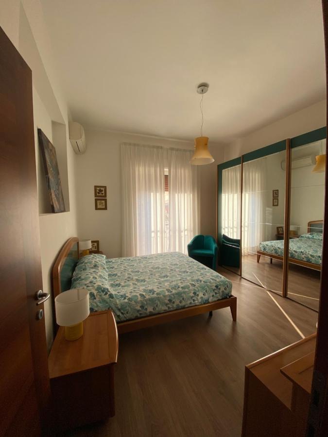 Aquamarine Apartment Кастеламаре ди Стабия Екстериор снимка